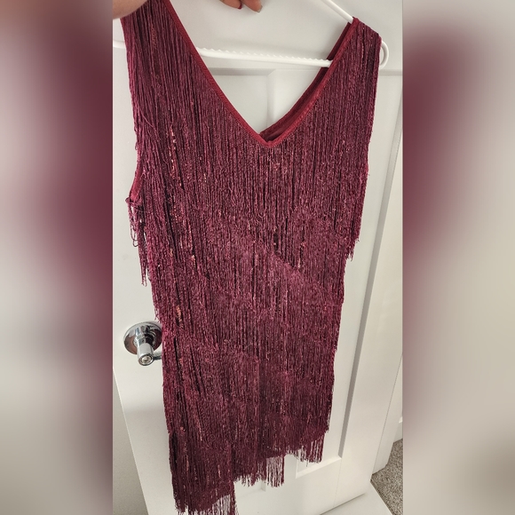 Pretty Guide Dress - Picture 3 of 5